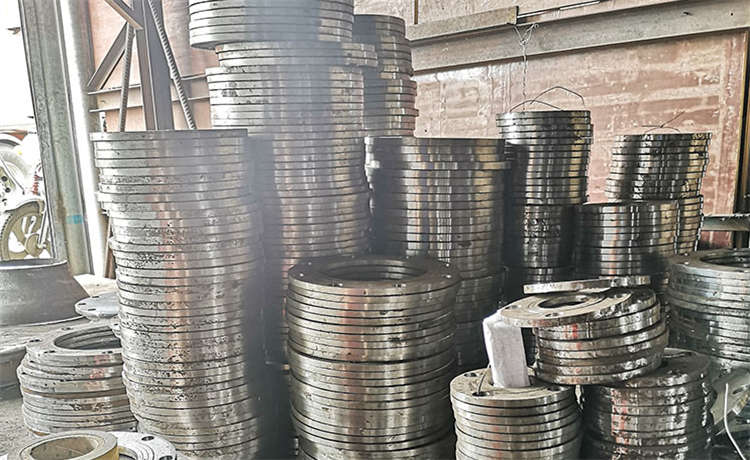 529-6螺旋鋼管，1524-12mm螺旋鋼管，鋼材場螺旋管生產(chǎn)廠家，鋼材場供水螺旋管