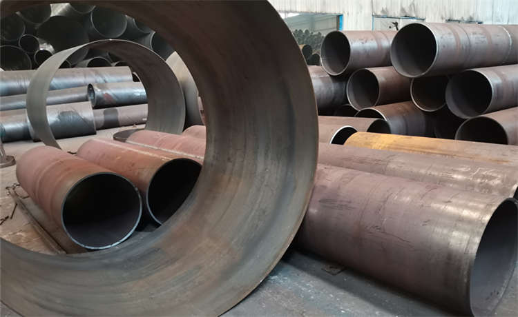 1000mm鋼立柱，2820螺旋管，dn2400mm螺旋管，1120-8mm螺旋焊管