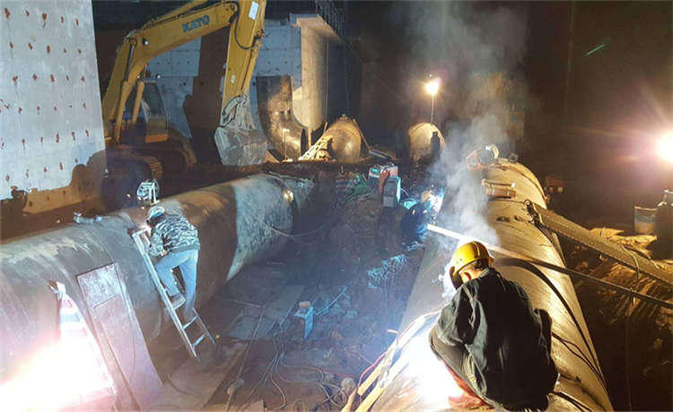 1000-10-12-14-16-18-20mm鋼立柱，2620mm鋼護筒，1920-10-12-14-16mm螺旋鋼管，1000螺旋鋼管