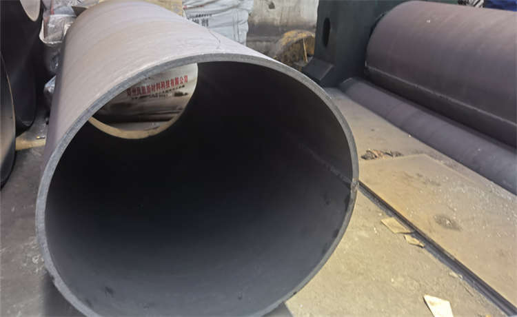 1750 2020螺旋管，廣州DN1900mm螺旋管，200mm螺旋鋼管，鋼材場(chǎng)螺旋管生產(chǎn)廠家螺旋鋼管加工廠