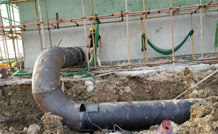 防腐螺旋廠家，鋼材場鋼護筒加工，836mm螺旋鋼管，530-8mm螺旋鋼管