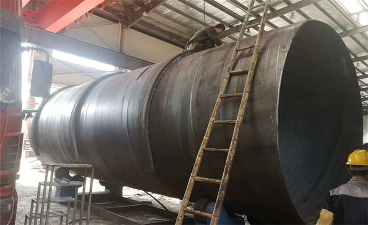 1200mm螺旋管，清遠(yuǎn)dn400螺旋鋼管，800-16mm螺旋管，大型鋼管生產(chǎn)廠家