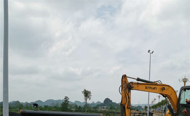 1000mm鋼管樁，清遠(yuǎn)鋼鐵場螺旋鋼管今日報價，820供水防腐螺旋管，鋼材場錳板批發(fā)